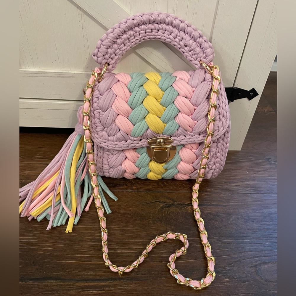 Hand Crocheted Pastel 💜Handbag